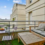 Doris - Welkeys Apartamento *